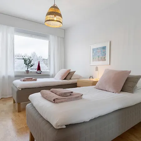 Arctic Sky Apartment *